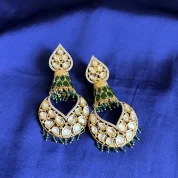 luxe-spade-kundan-jhumke