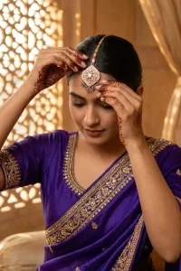 Dream-girl-Kundan-tikka