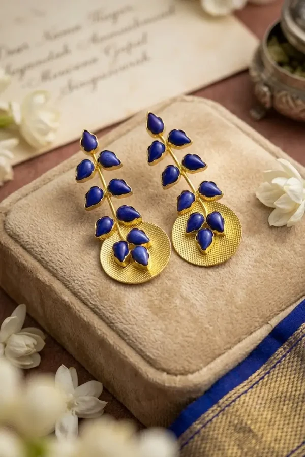 Golden-Drama-Modern-earrings-5 Golden-Drama-Modern-earrings-1