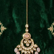 Jodhwari-Kundan-Tikka