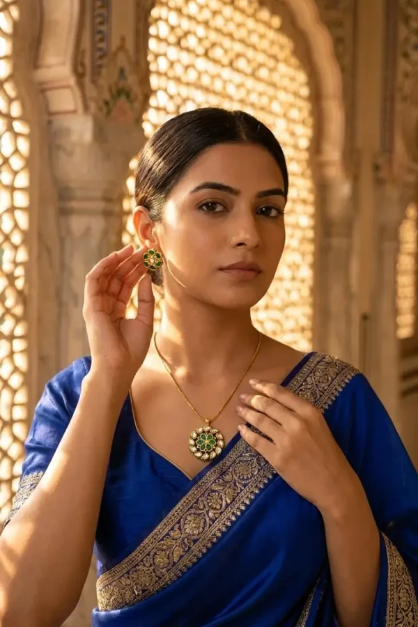 Kundan-Bloom-pendant-set-2 Kundan-Bloom-pendant-set