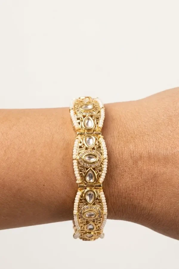 Kundan-n-Pearl-off-white-bracelet-4 Kundan-n-Pearl-off-white-bracelet