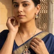 rosy-peacock-pendant-set
