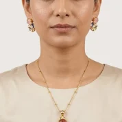 rosy-peacock-pendant-set