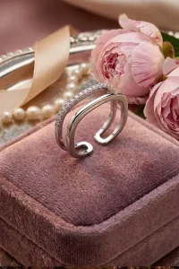 square-double-line-ring