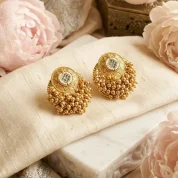 traditional-gold-earrings