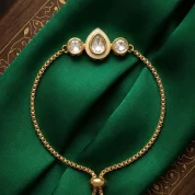 white-kundan-bracelet
