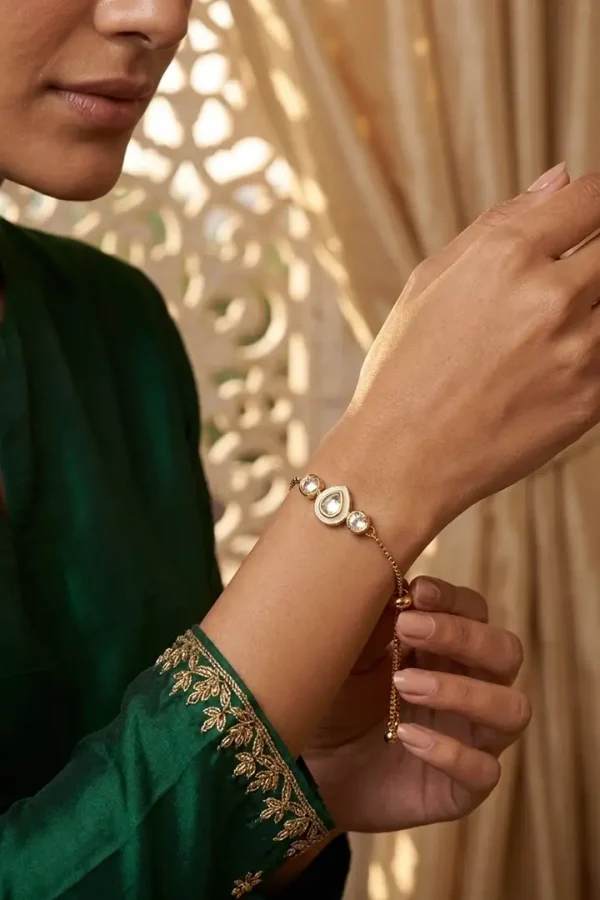 white-kundan-bracelet-3 white-kundan-bracelet