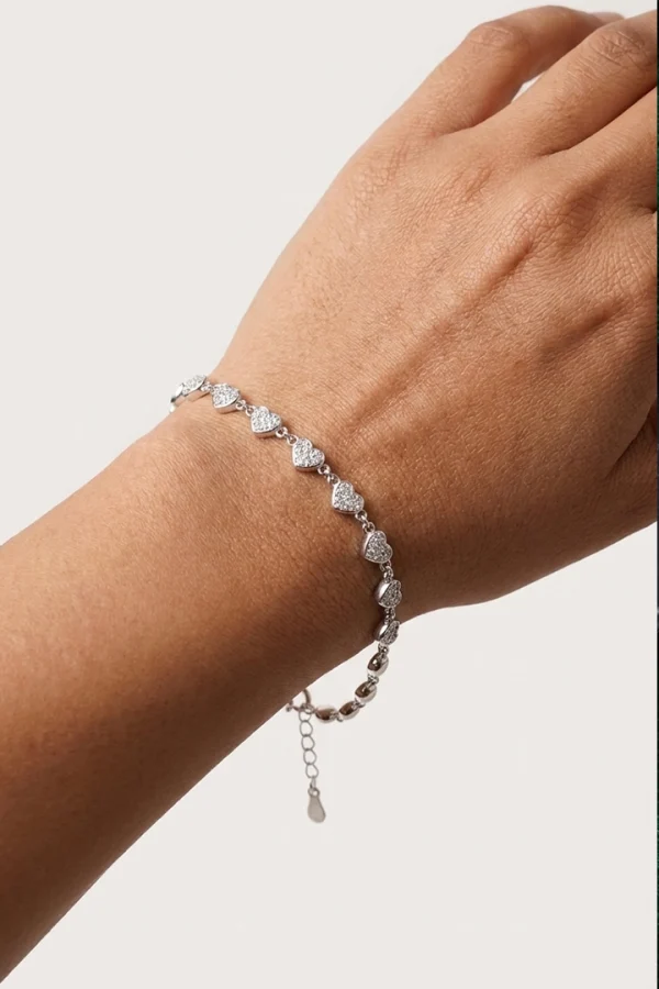 heart-bracelet