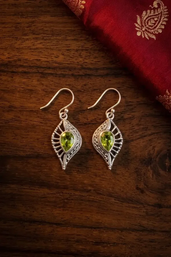 natural-peridot-designer-earrings