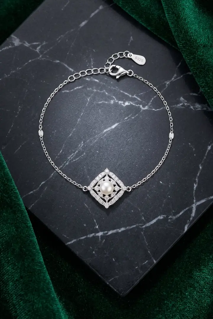 square-peral-and-zircon-bracelet