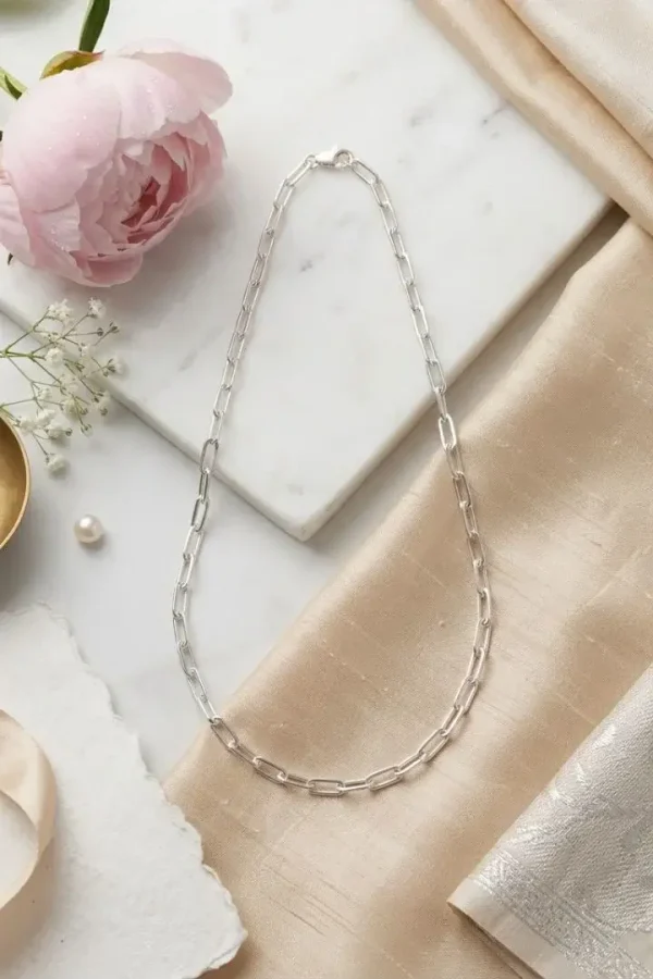 Paperclip-Chain-1