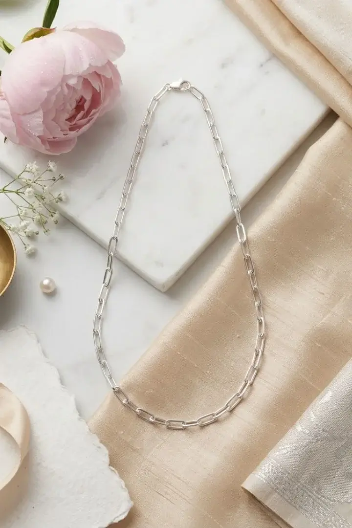 Paperclip-Chain-1